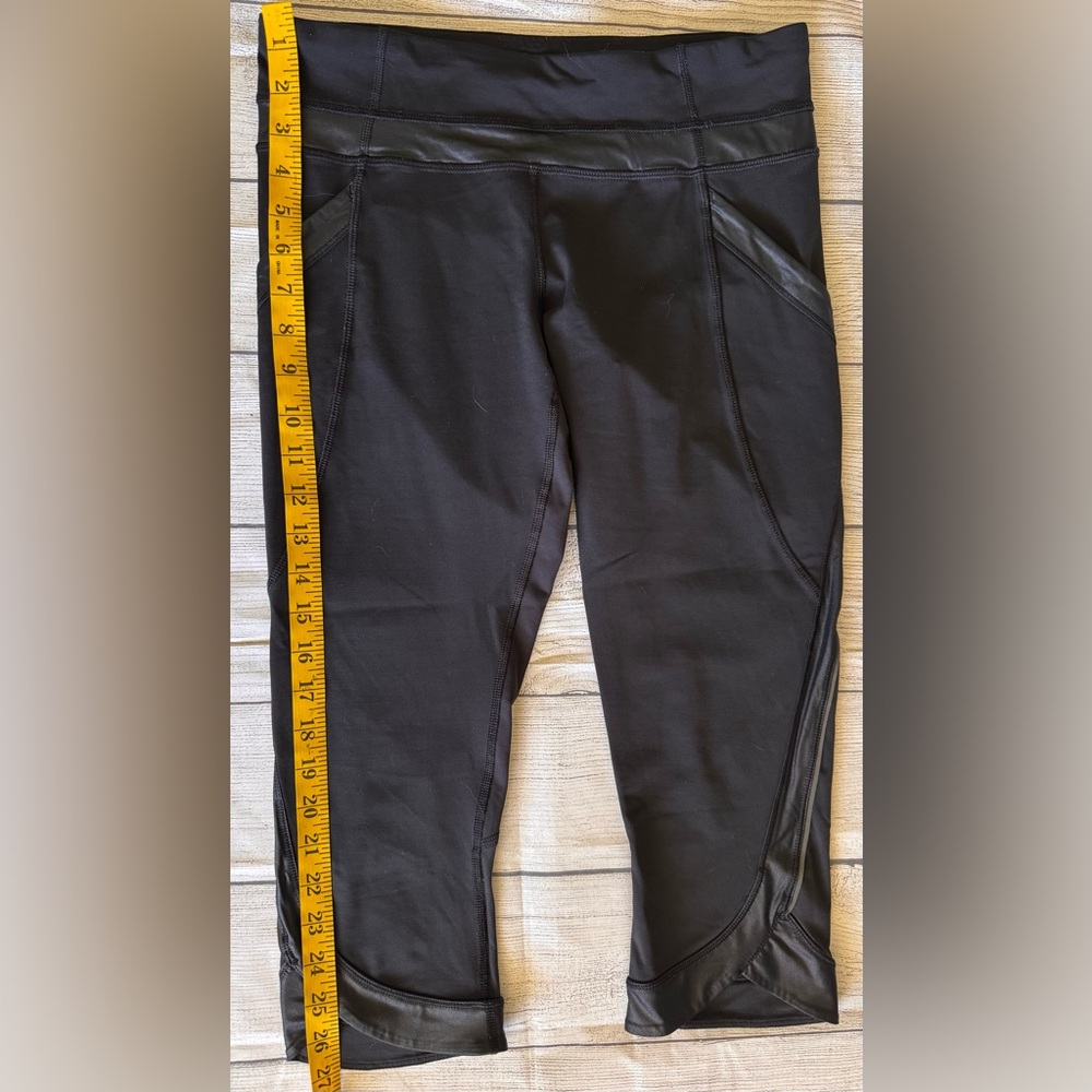 Lululemon Black Crop Leggings Size 8 Faux Leather Trim Zip Pocket Athletic - Picture 5 of 8